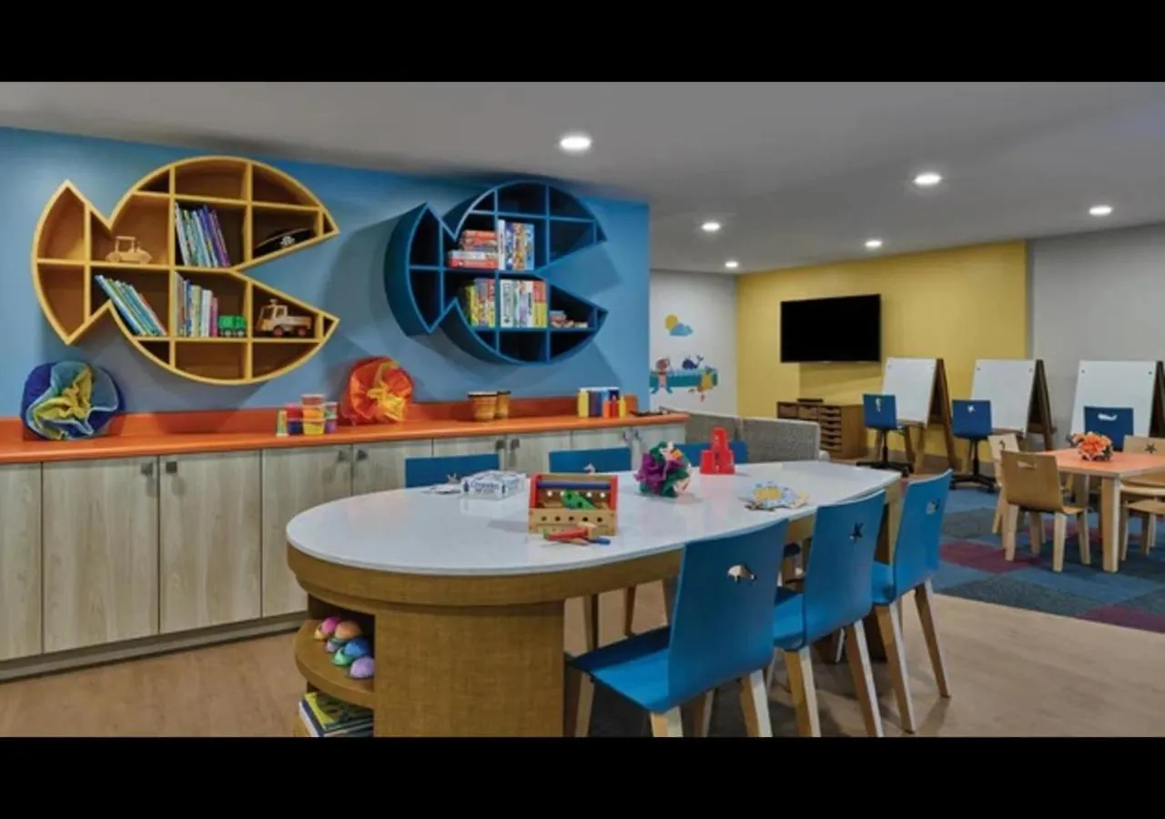 Beach Fun With The Family In This Resort 3Bd With Onsite Activities Pool, Kids Room, And More Cruz Bay Holiday home